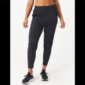 Nike Bliss Tight NWT